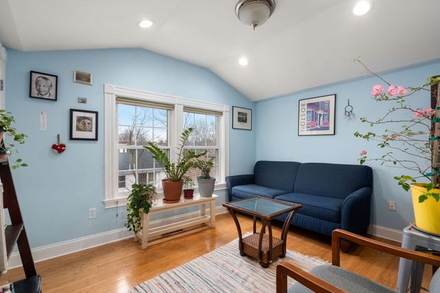 62 Winthrop St 2, Boston, MA 02119