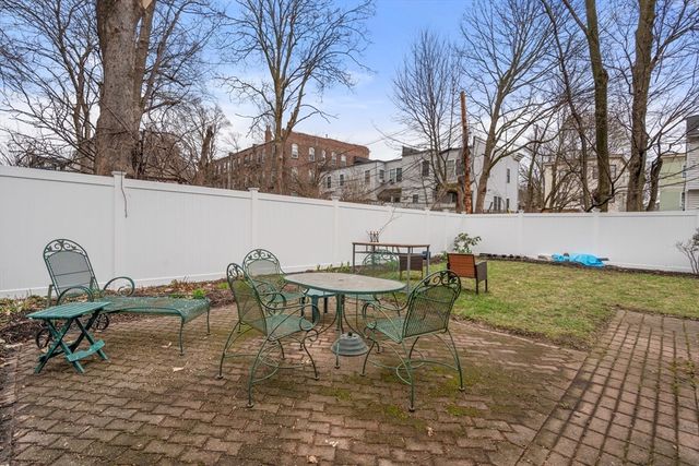 62 Winthrop St 2, Boston, MA 02119