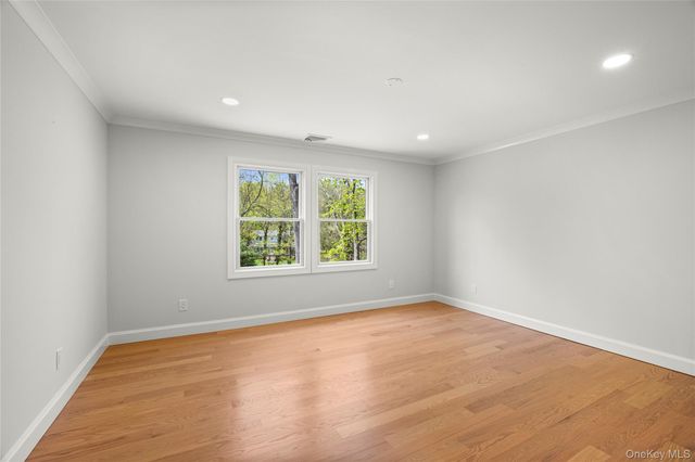 206 Beverly Road, Huntington Station, NY 11746