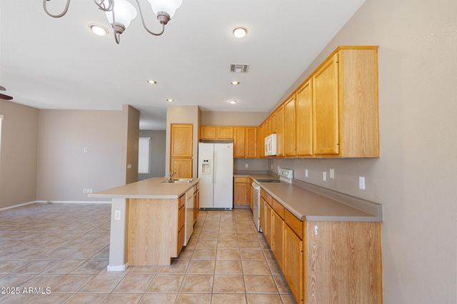3458 E PARK Avenue, Gilbert, AZ 85234