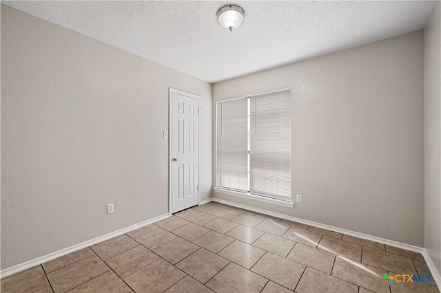 2210 Waterfall Drive, Killeen, TX 76549