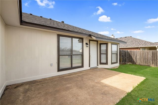 2210 Waterfall Drive, Killeen, TX 76549