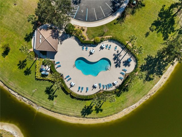 2868 Suncoast Lakes BLVD, Punta Gorda, FL 33980