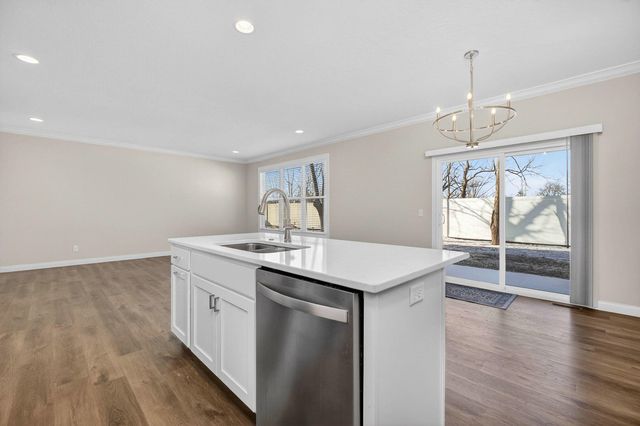 3918 ORCHARD Drive, Bettendorf, IA 52722