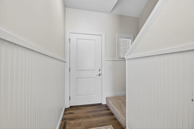 3918 ORCHARD Drive, Bettendorf, IA 52722