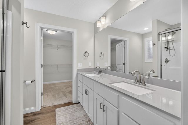 3918 ORCHARD Drive, Bettendorf, IA 52722