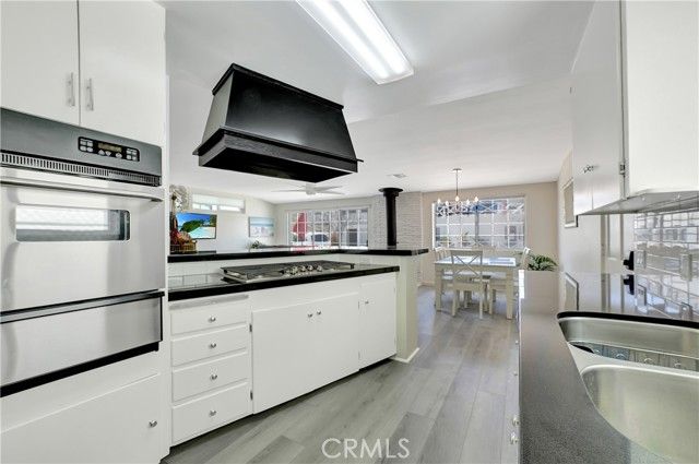 216 Collins, Newport Beach, CA 92662