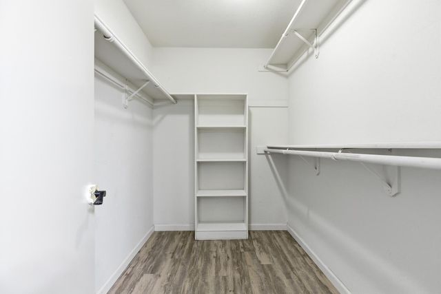 2613 Mill Oak Dr, Modesto, CA 95355