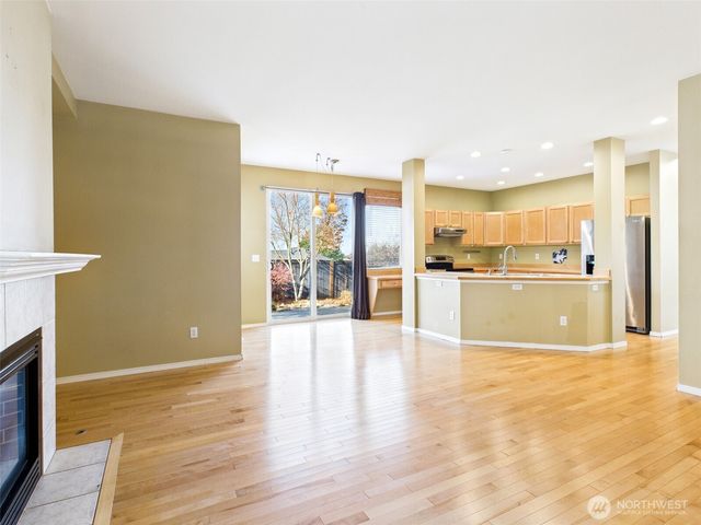 6339 Perry Avenue SE, Auburn, WA 98092