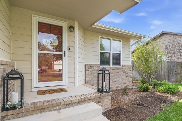1726 N Basswood Ct, Andover, KS 67002