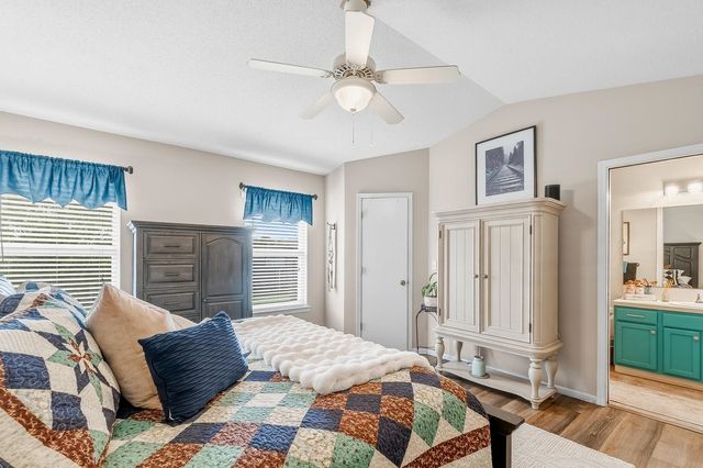 1726 N Basswood Ct, Andover, KS 67002