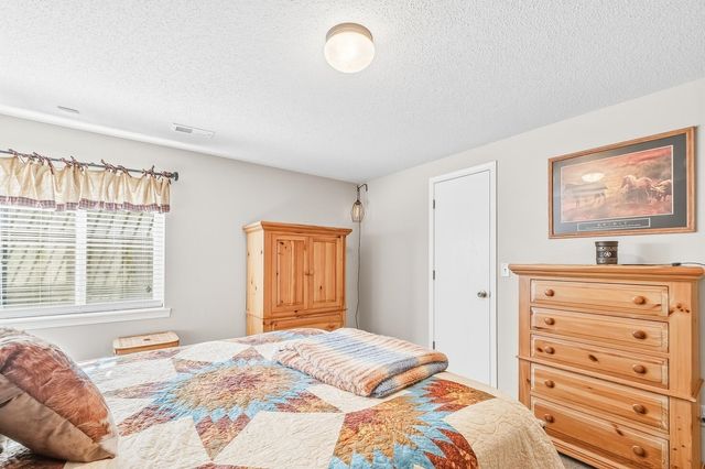 1726 N Basswood Ct, Andover, KS 67002
