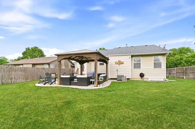 1726 N Basswood Ct, Andover, KS 67002