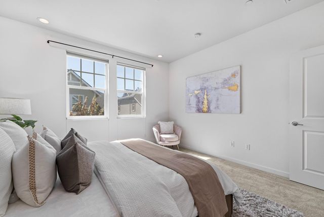 119 Orbit Way, Mountain View, CA 94043