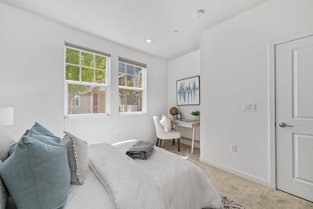 119 Orbit Way, Mountain View, CA 94043
