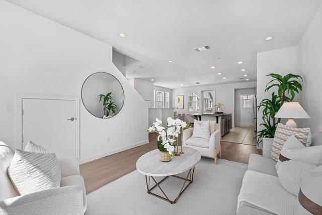 119 Orbit Way, Mountain View, CA 94043