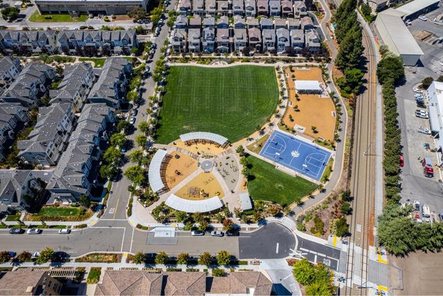 119 Orbit Way, Mountain View, CA 94043