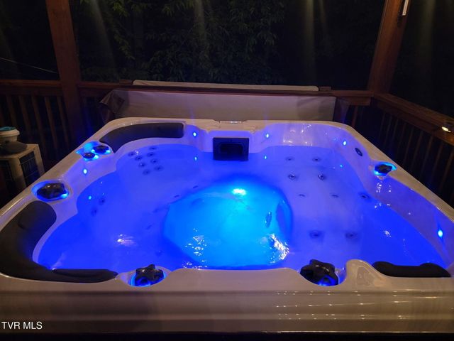 118 Managoff Lane, Butler, TN 37640