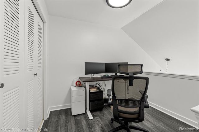 3245 Newbury Place, Troy, MI 48084