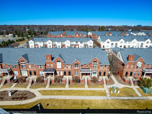 3245 Newbury Place, Troy, MI 48084