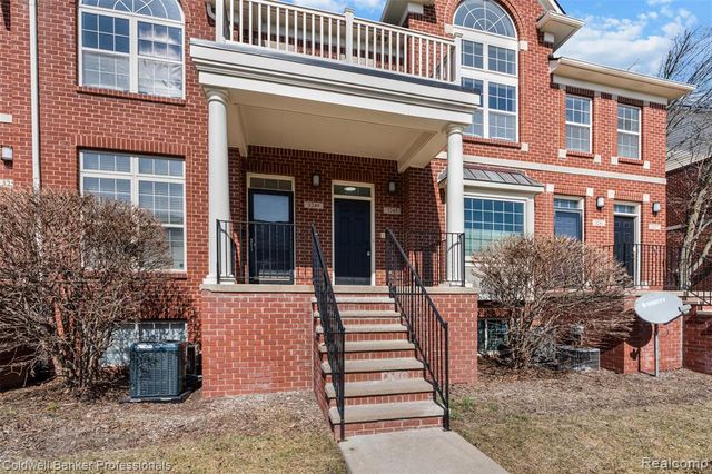 3245 Newbury Place, Troy, MI 48084