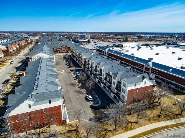 3245 Newbury Place, Troy, MI 48084