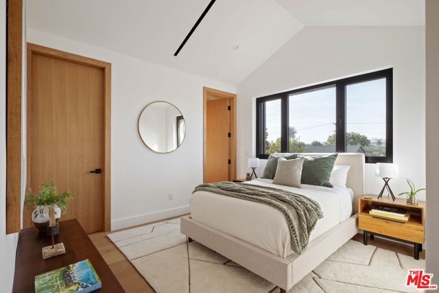 4066 Lyceum Avenue, Los Angeles, CA 90066