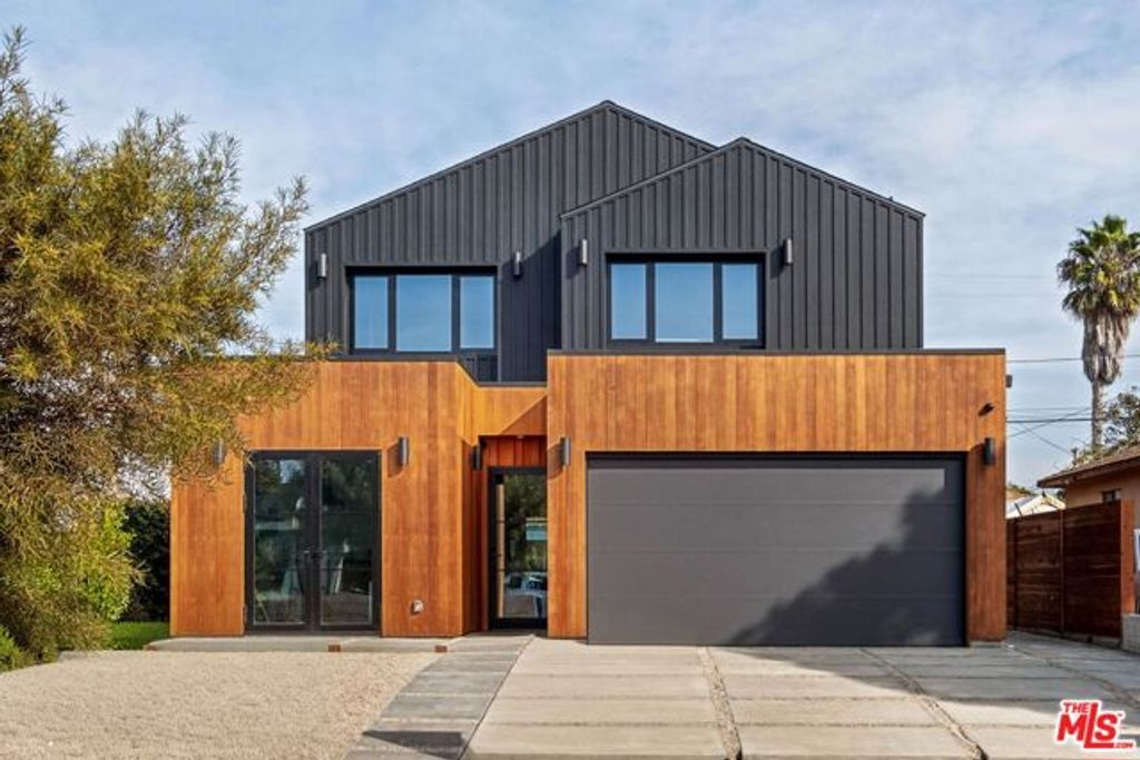 4066 Lyceum Avenue, Los Angeles, CA 90066