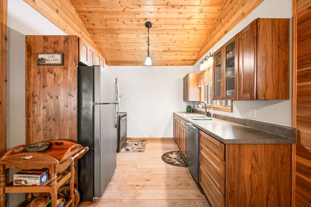 9586 E Lure Road, Newfield Twp, MI 49421