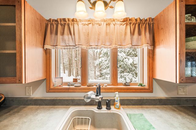 9586 E Lure Road, Newfield Twp, MI 49421