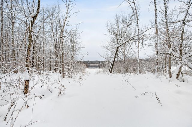 9586 E Lure Road, Newfield Twp, MI 49421