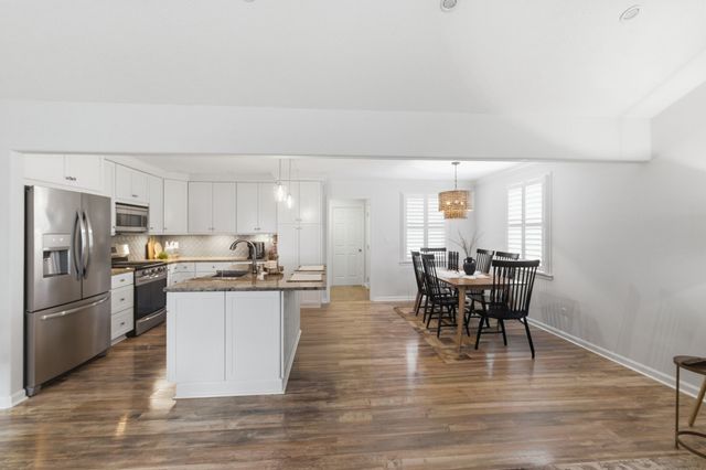 625 Shelley Dr, Mount Juliet, TN 37122