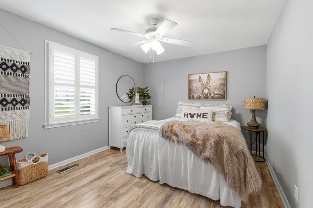 625 Shelley Dr, Mount Juliet, TN 37122