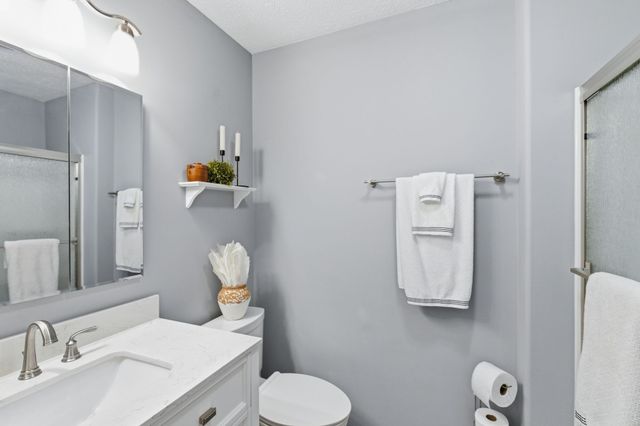 625 Shelley Dr, Mount Juliet, TN 37122