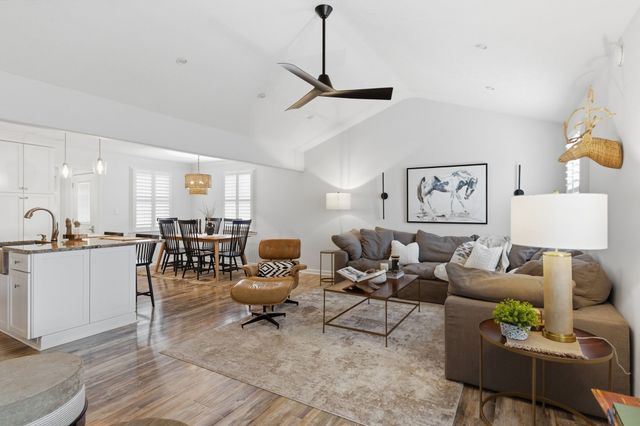 625 Shelley Dr, Mount Juliet, TN 37122