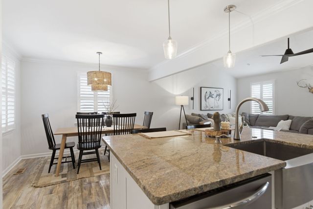 625 Shelley Dr, Mount Juliet, TN 37122