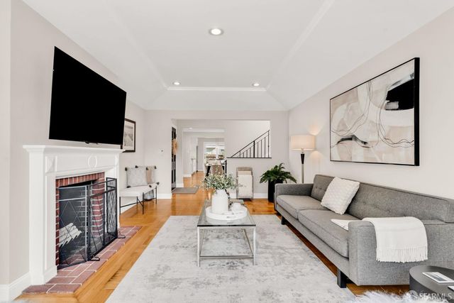 311 Lakeshore Drive, San Francisco, CA 94132