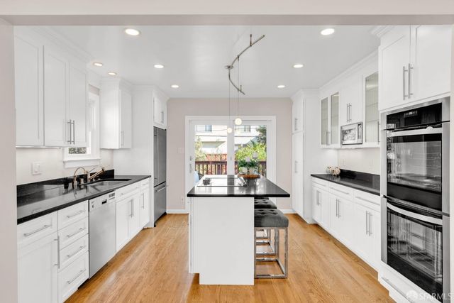 311 Lakeshore Drive, San Francisco, CA 94132