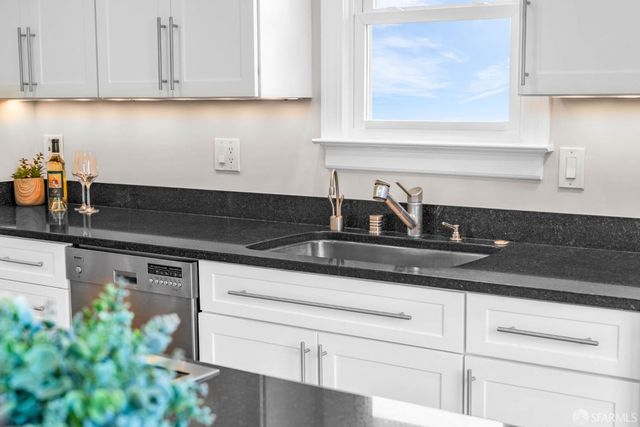 311 Lakeshore Drive, San Francisco, CA 94132