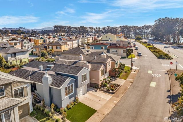 311 Lakeshore Drive, San Francisco, CA 94132