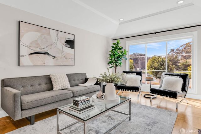 311 Lakeshore Drive, San Francisco, CA 94132