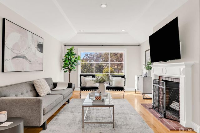 311 Lakeshore Drive, San Francisco, CA 94132