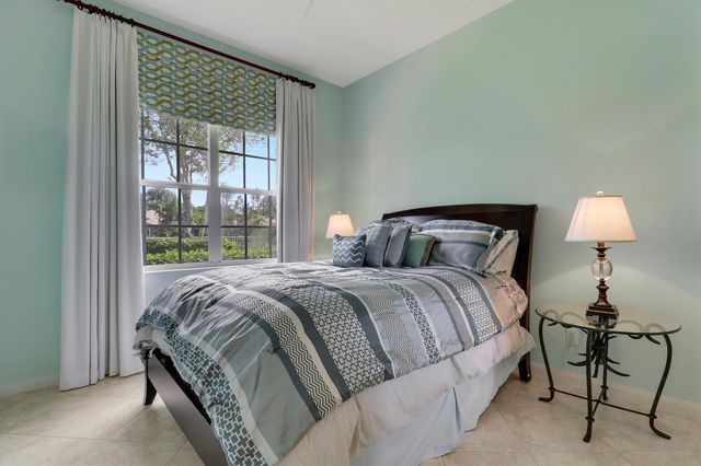 8435 Belize Place, Wellington, FL 33414
