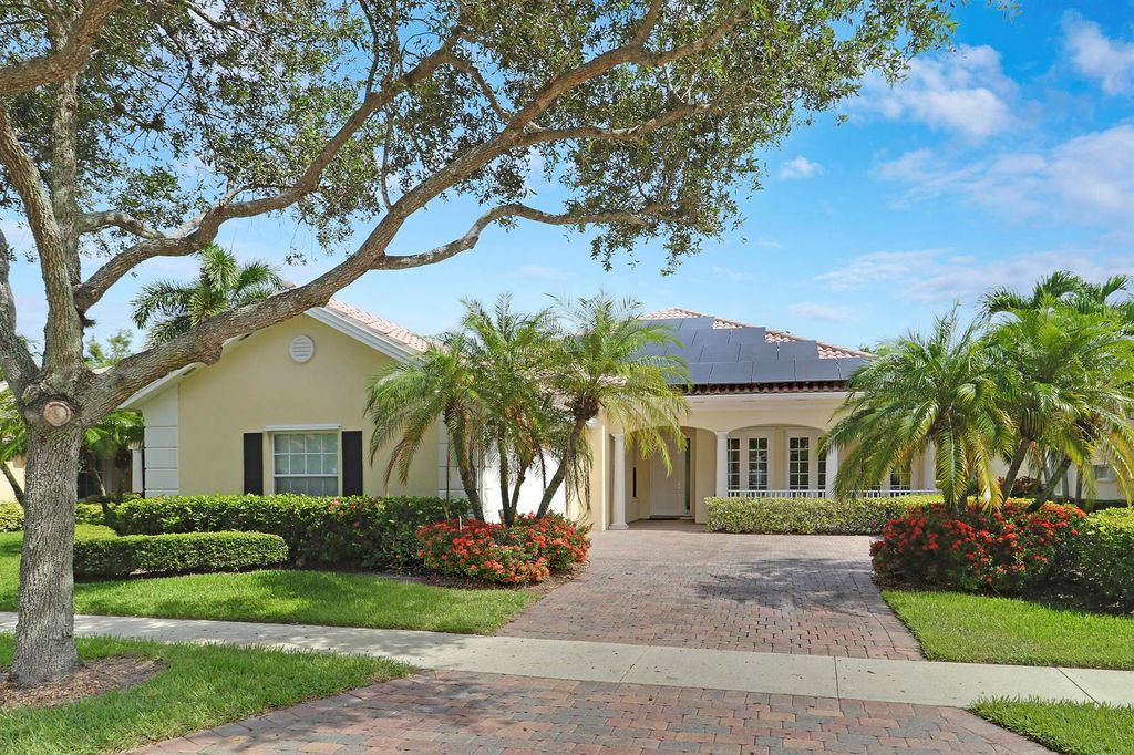 8435 Belize Place, Wellington, FL 33414