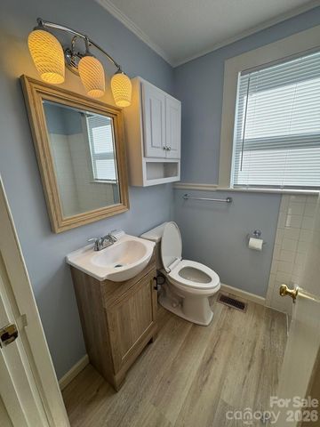 32 Pearl Street, Granite Falls, NC 28681