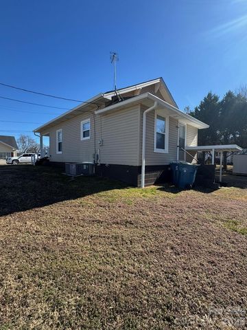 32 Pearl Street, Granite Falls, NC 28681