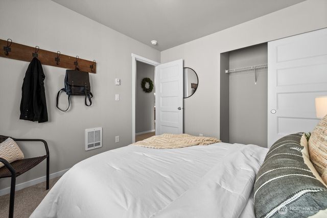 4445 74TH Drive NE, Marysville, WA 98270