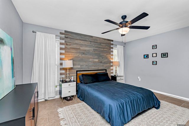 9221 Fox Run Ave, Baton Rouge, LA 70808