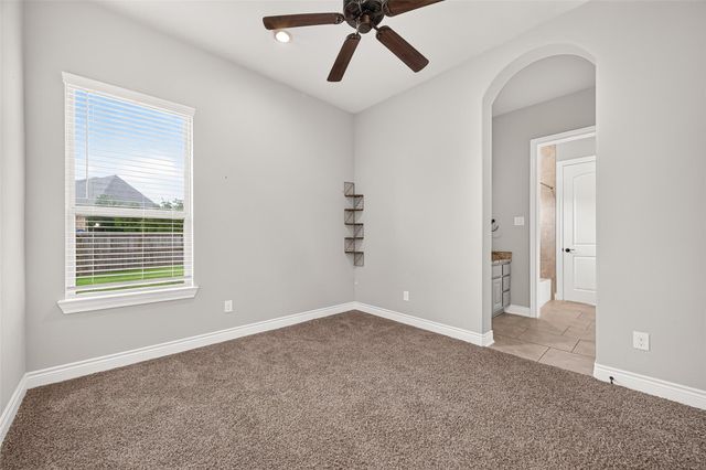 14010 S Evergreen Ridge Court, Conroe, TX 77384