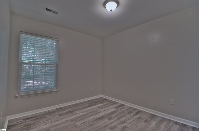 20 Greensboro Court, Greenville, SC 29617